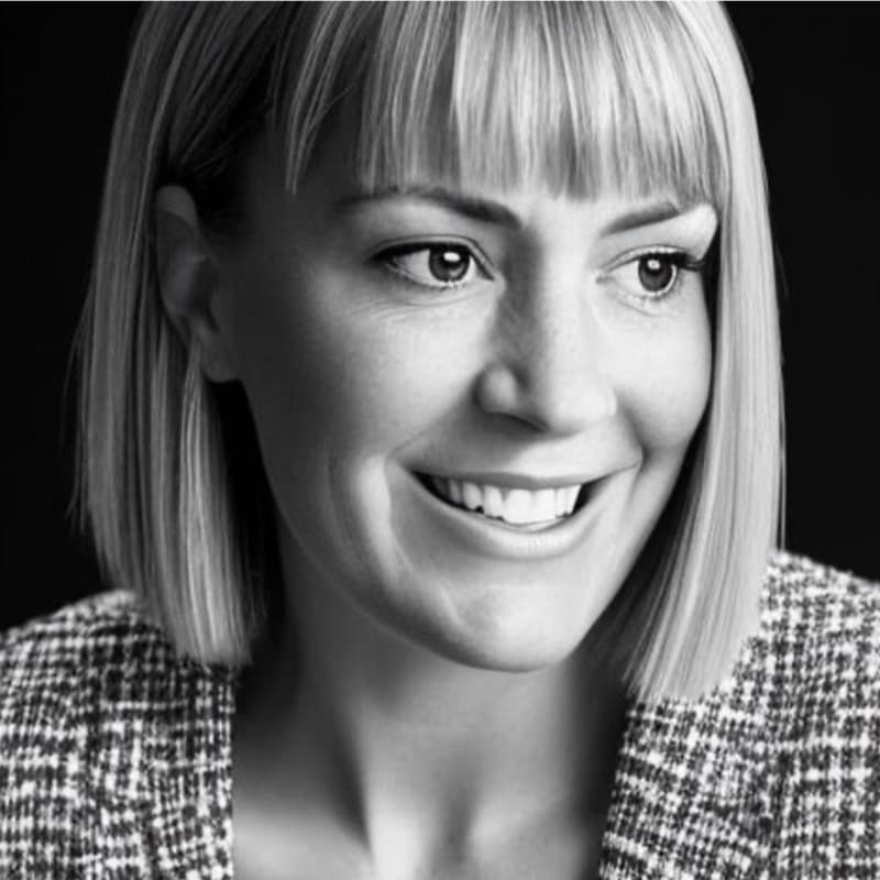 Headshot of Kari Ardalan